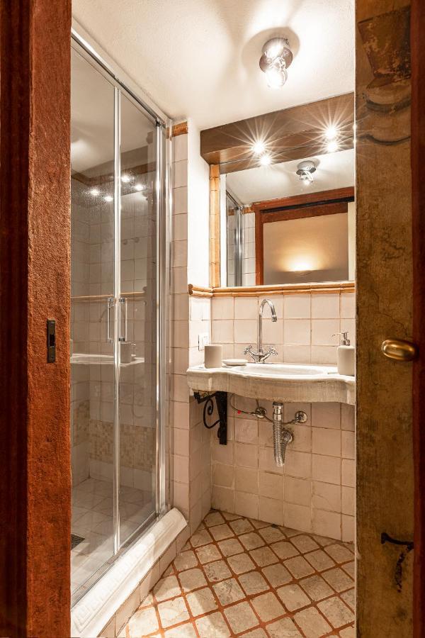 Cozy House In Naviglio Grande - Homy Apartments Milan Extérieur photo
