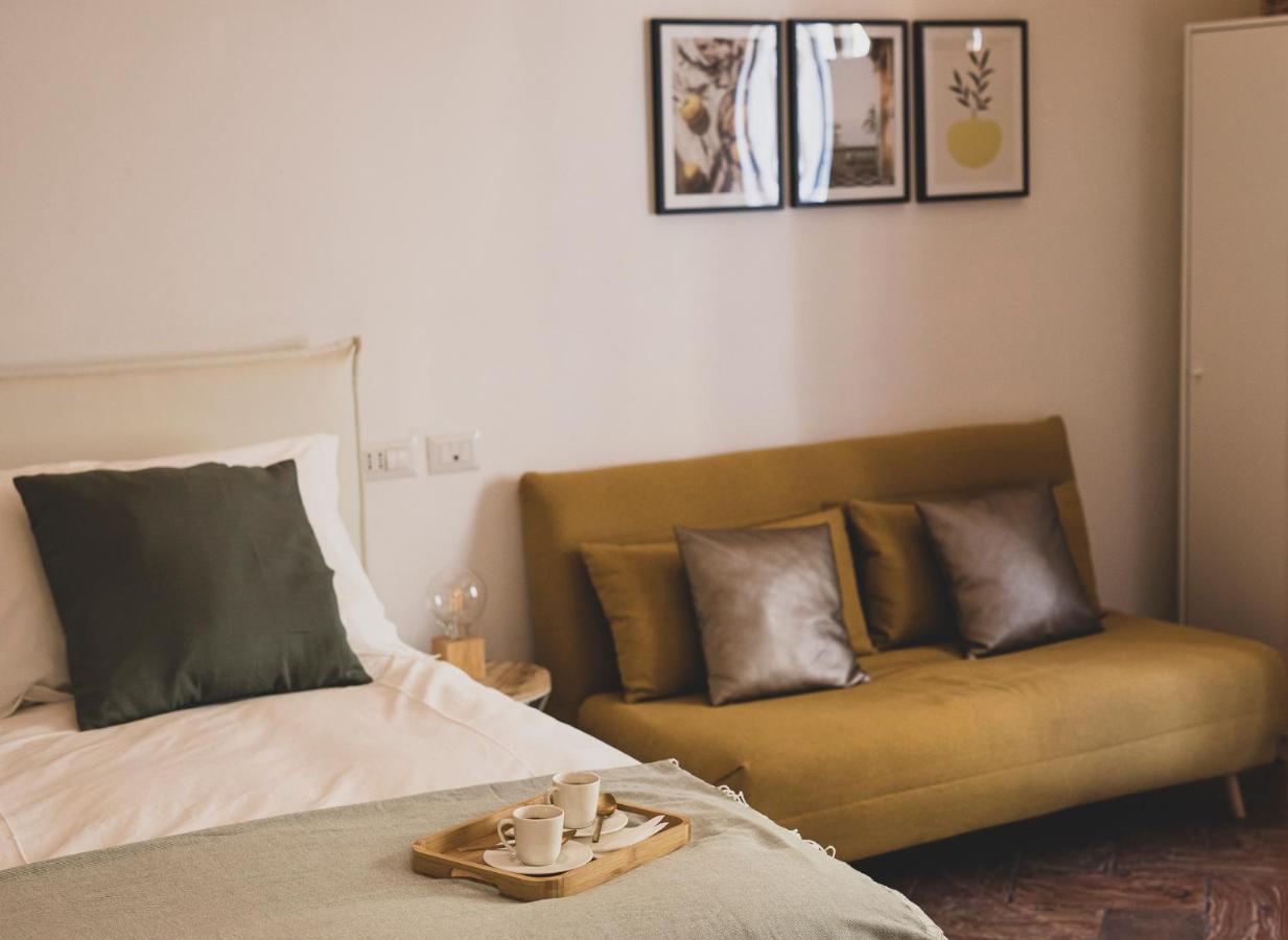 Cozy House In Naviglio Grande - Homy Apartments Milan Extérieur photo